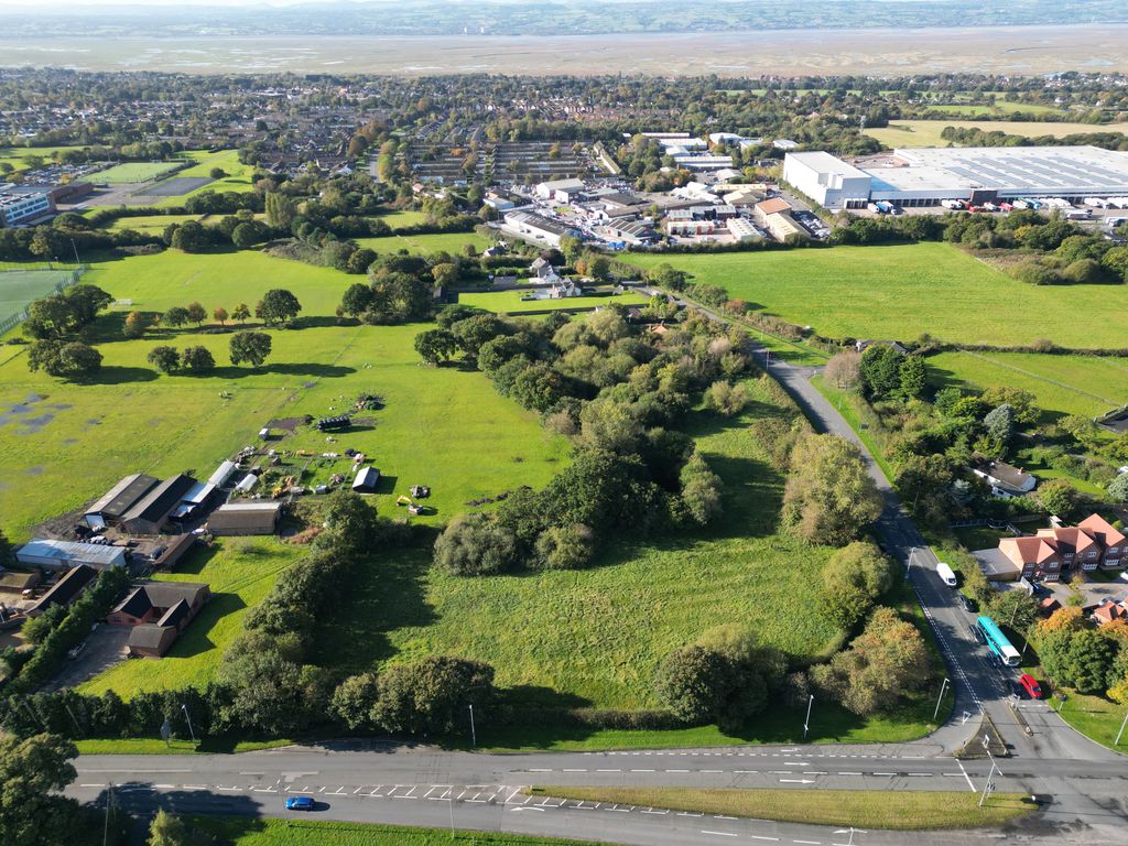 Property photo 1 of 4