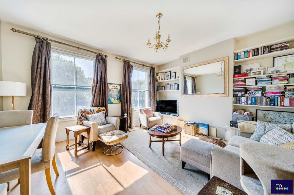 Property photo 2 of 11