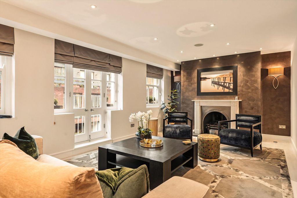 Property photo 1 of 13 Image