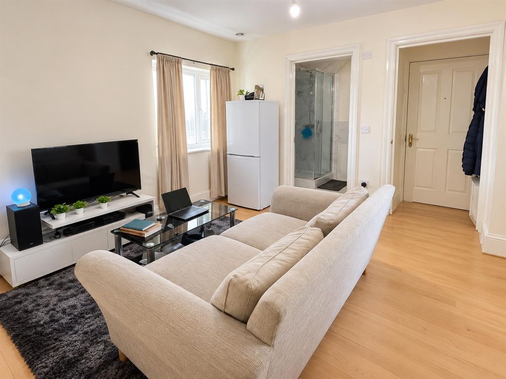 Property photo 3 of 6 9743Ca6F-F1F1-48E4-B96F-720A5660c5De.Png