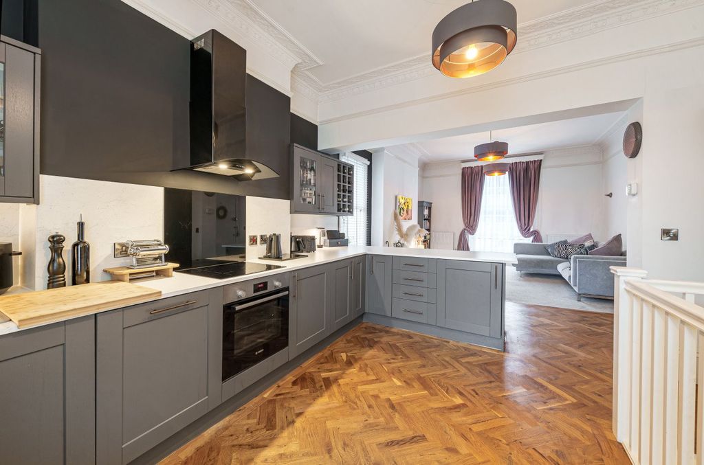 Property photo 2 of 11 1069556 (5).Jpg