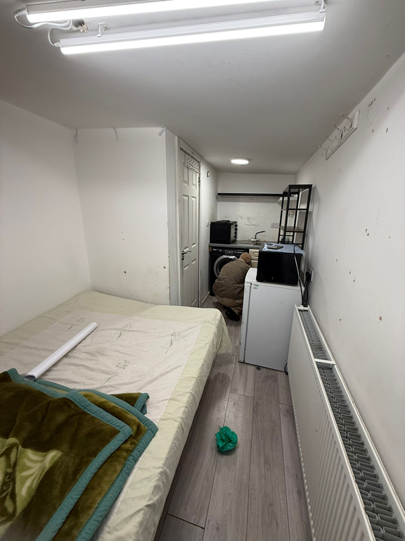 Property photo 3 of 5