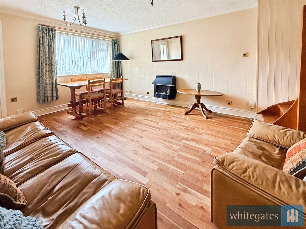 Property photo 3 of 15 Picture No. 14