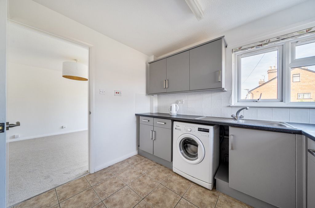 Property photo 3 of 15 Kitchen