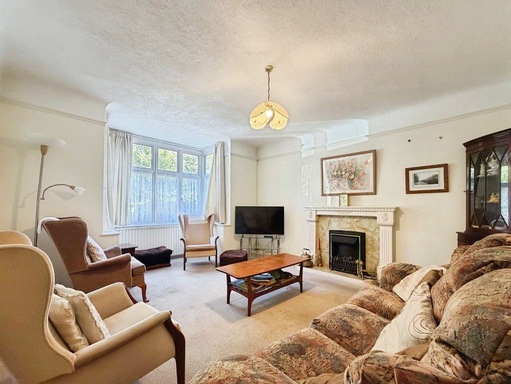 Property photo 2 of 15 Pbox-Img.Jpg