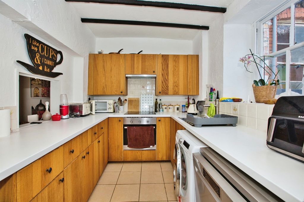 Property photo 3 of 17