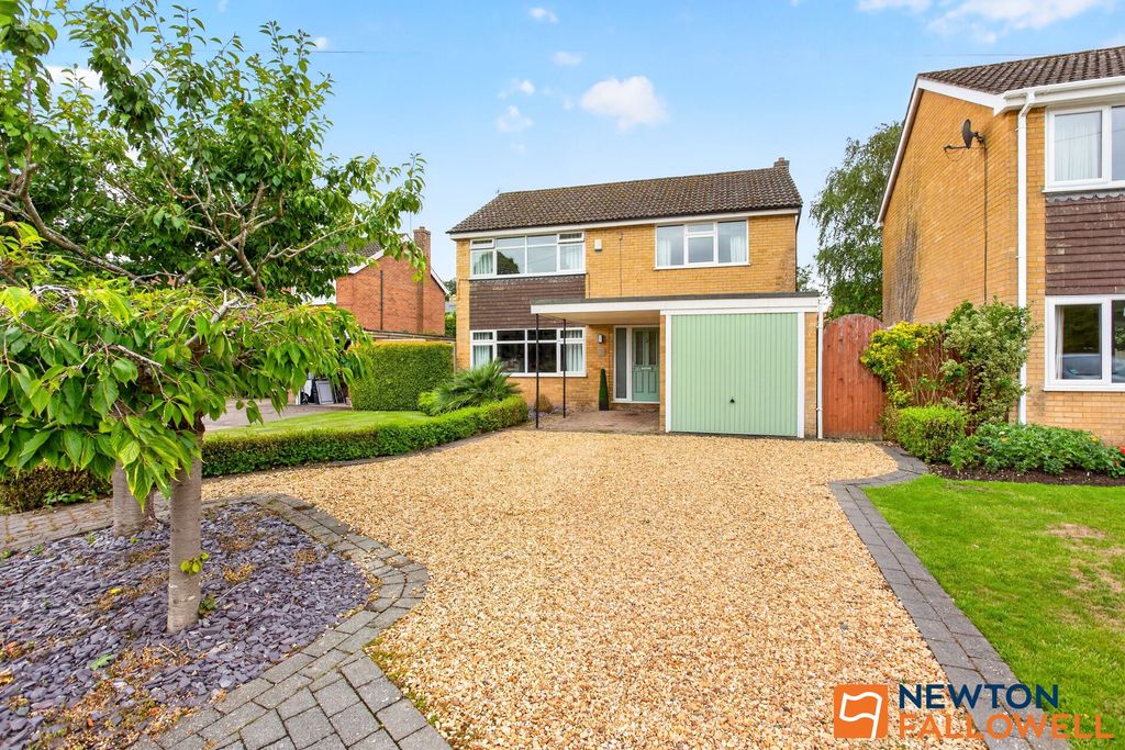 Property photo 1 of 30