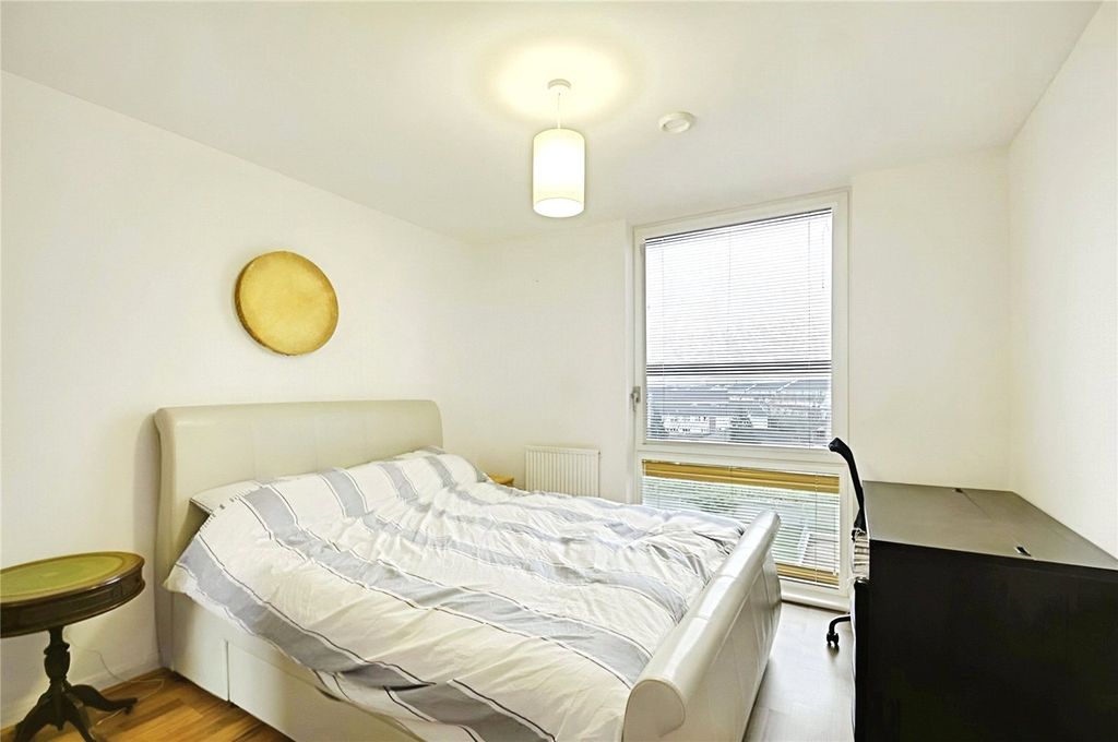 Property photo 3 of 21 Picture No. 28