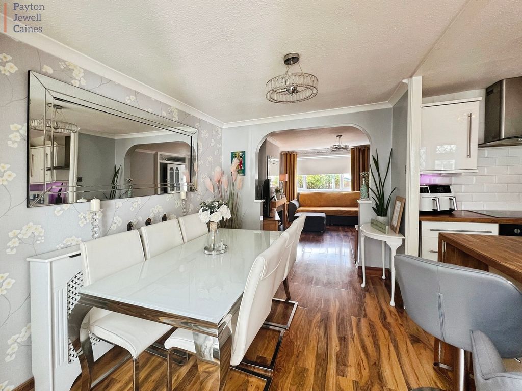 Property photo 3 of 18 Not Specified