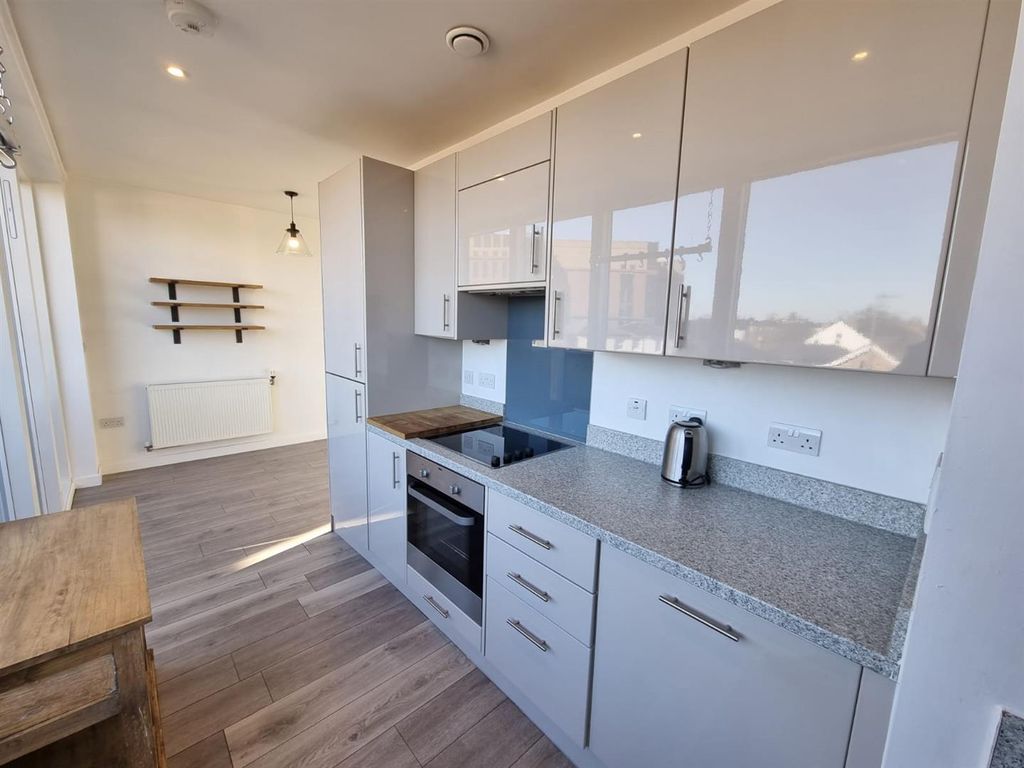 Property photo 2 of 13 Whatsapp Image 2026-03-02 At 3.19.37 Pm (4).Jpeg