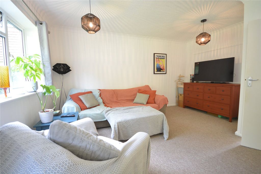 Property photo 2 of 9 Picture No. 06