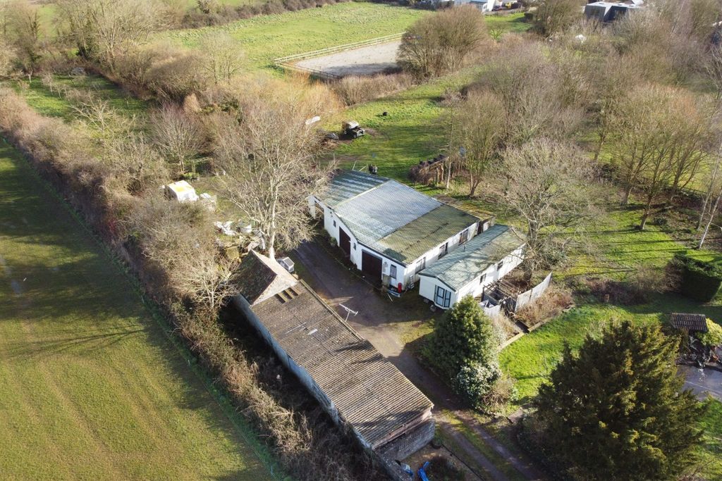 Property photo 1 of 26 3276241