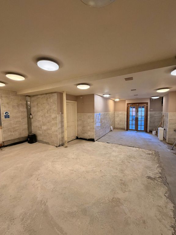 Property photo 2 of 6 Img_6815.Jpg