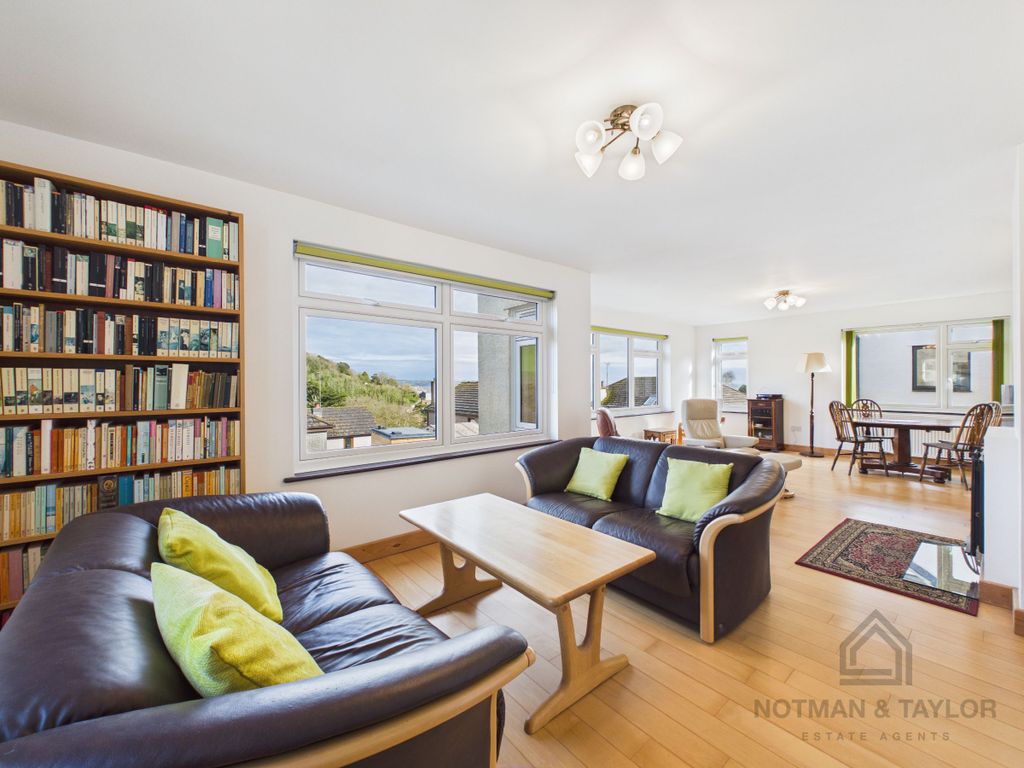 Property photo 3 of 29