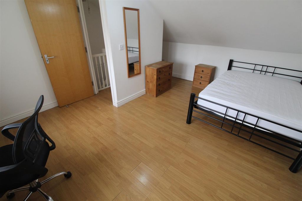 Property photo 2 of 19 Img_8069.Jpg