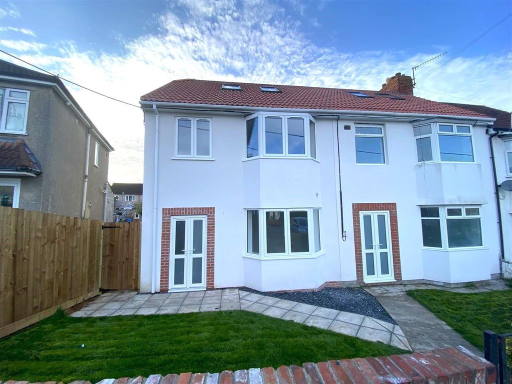 Property photo 3 of 8 Front.Jpg