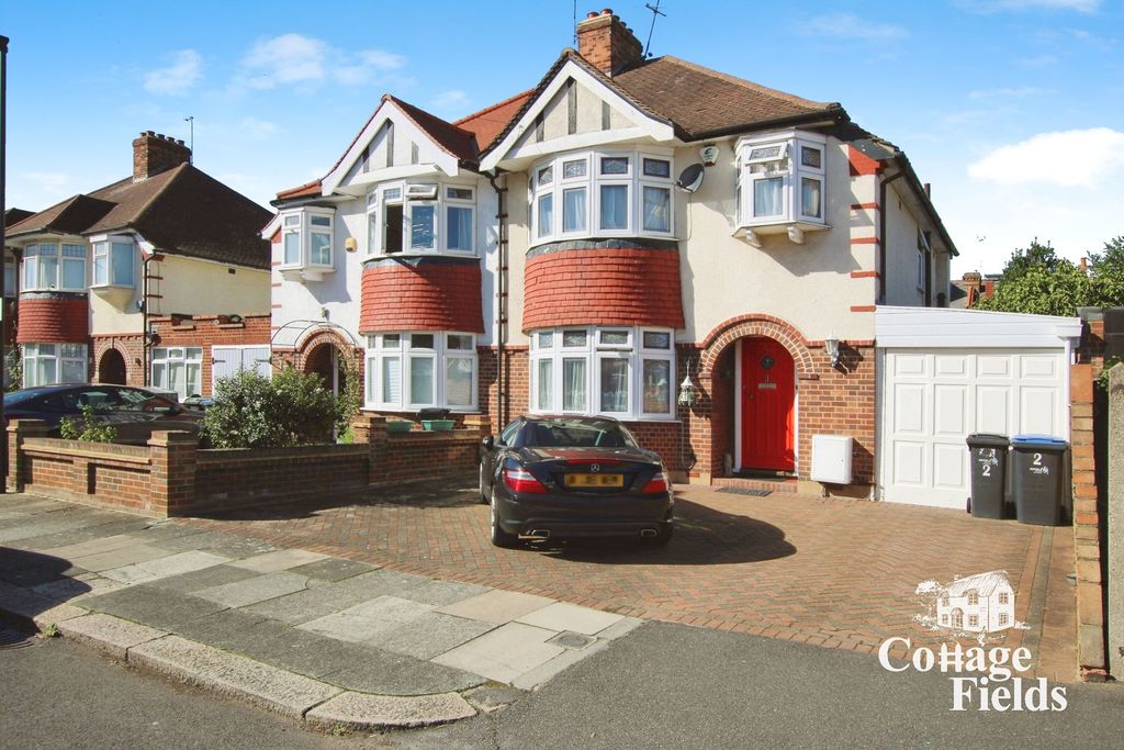 Property photo 1 of 17