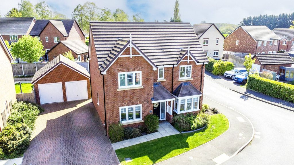 Property photo 1 of 25 Picture No. 35