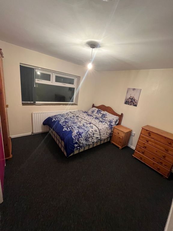 Property photo 1 of 4