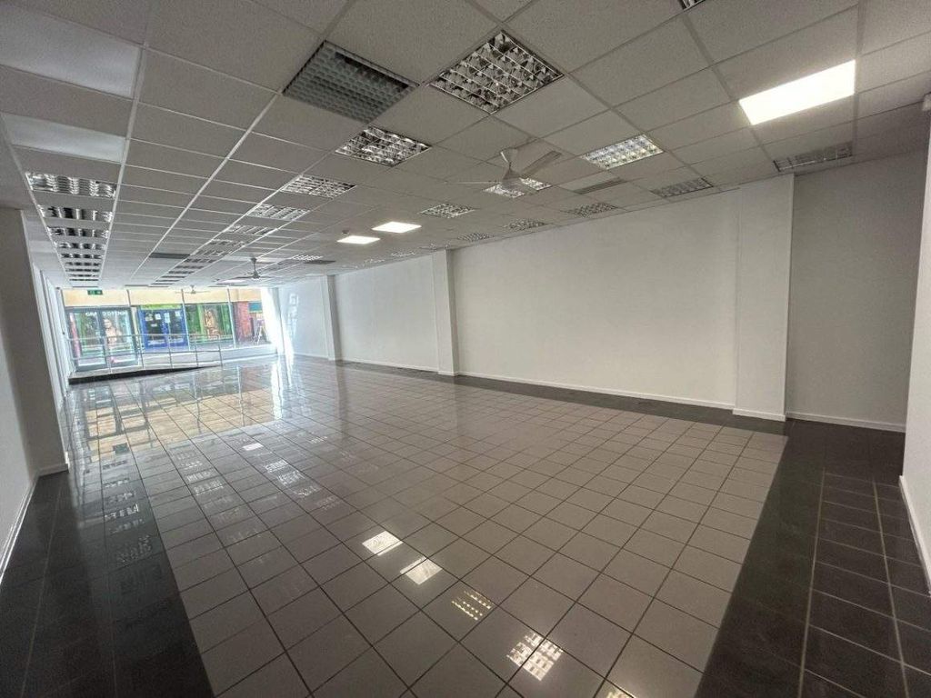 Property photo 2 of 3