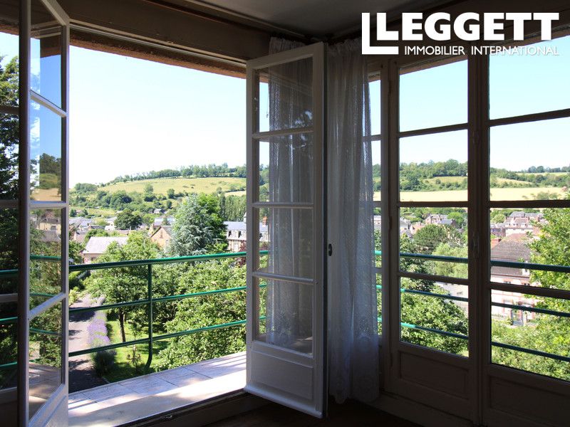 Property photo 3 of 10