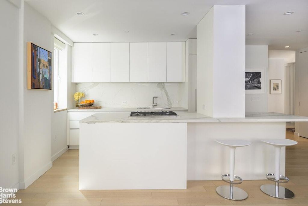 Property photo 2 of 12 <Alttext/>