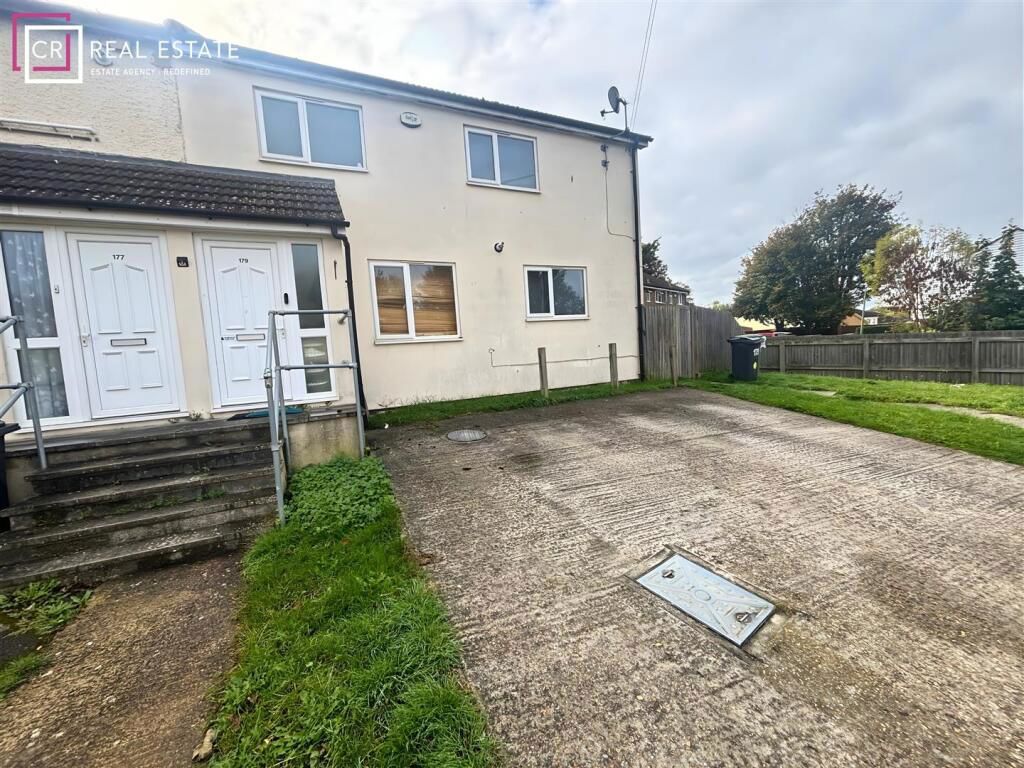 Property photo 1 of 8