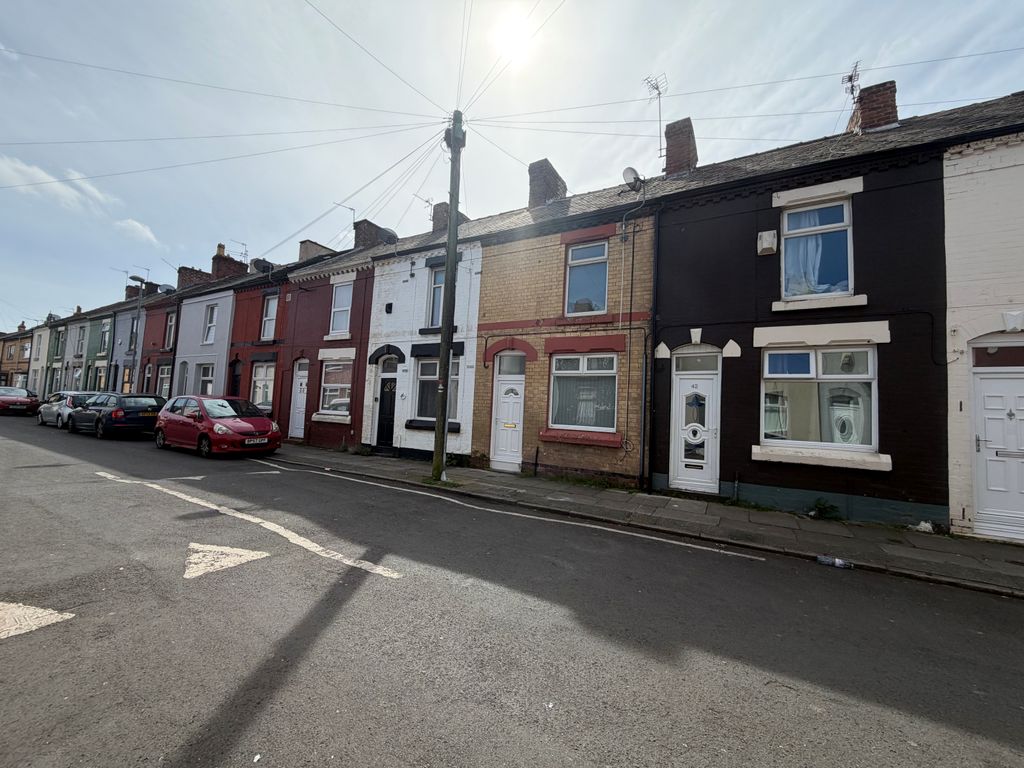 Property photo 1 of 9