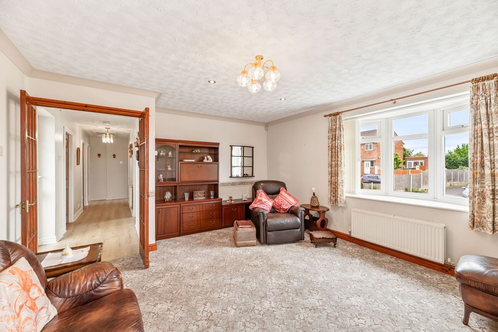 Property photo 3 of 22