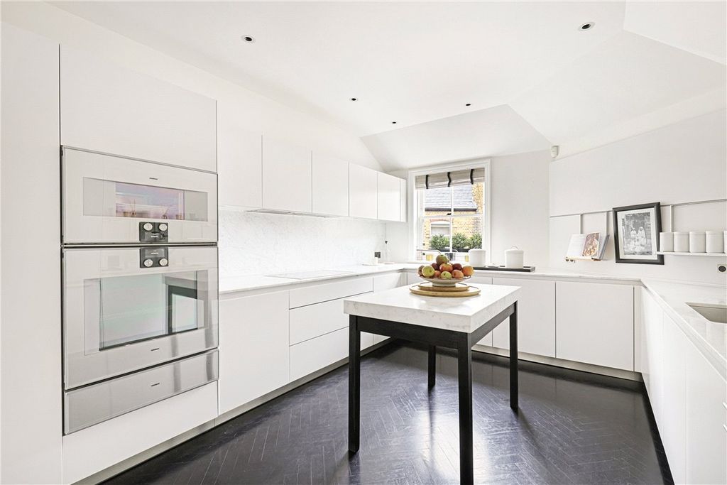 Property photo 3 of 27 Picture No. 27
