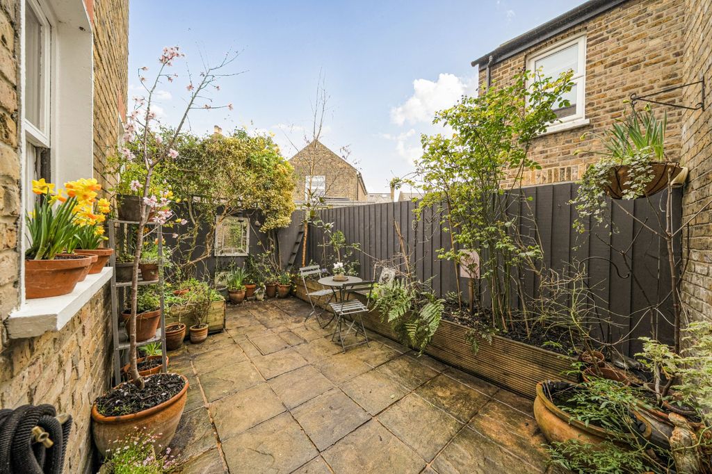 Property photo 1 of 12 Picture No. 19