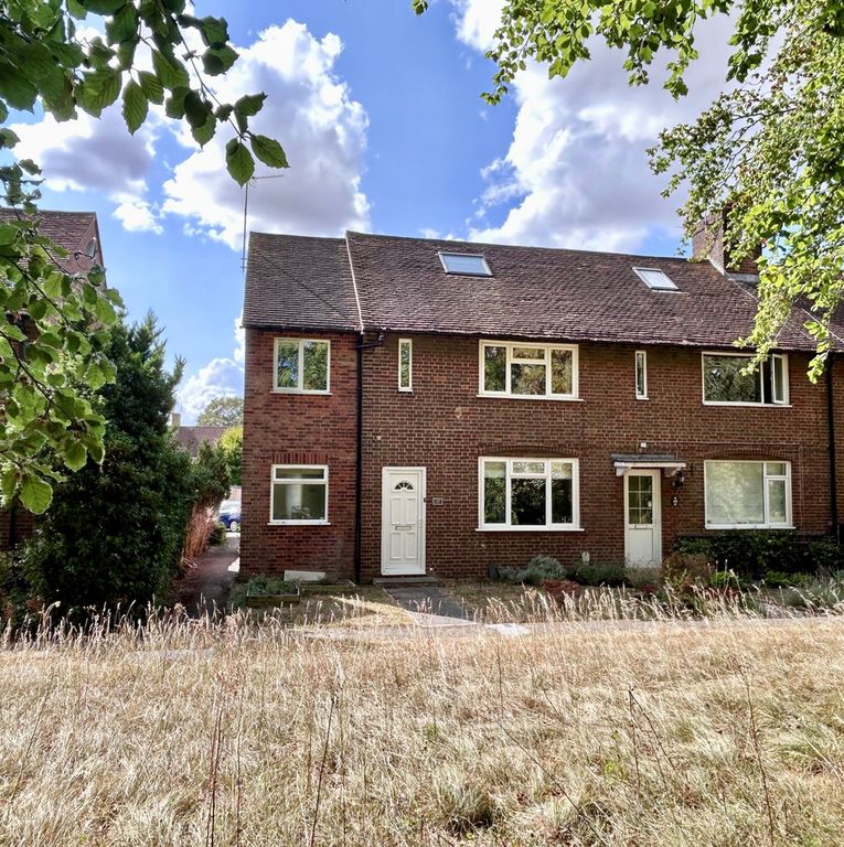 Property photo 1 of 28