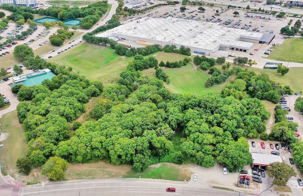 Property photo 2 of 8 <Alttext/>