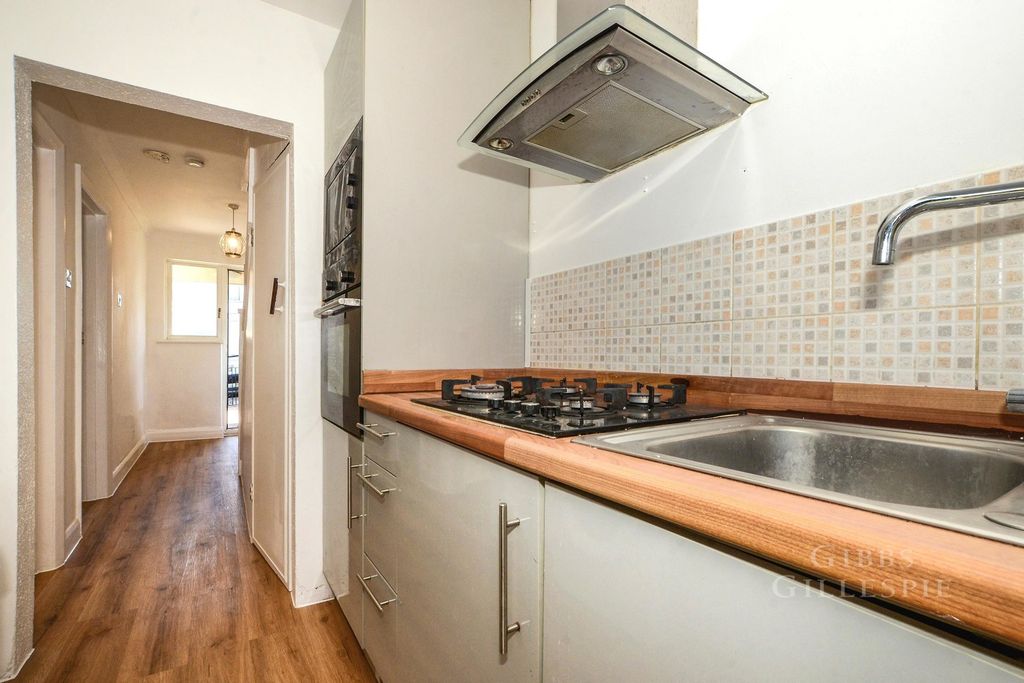 Property photo 2 of 14 Pbox-Img.Jpg