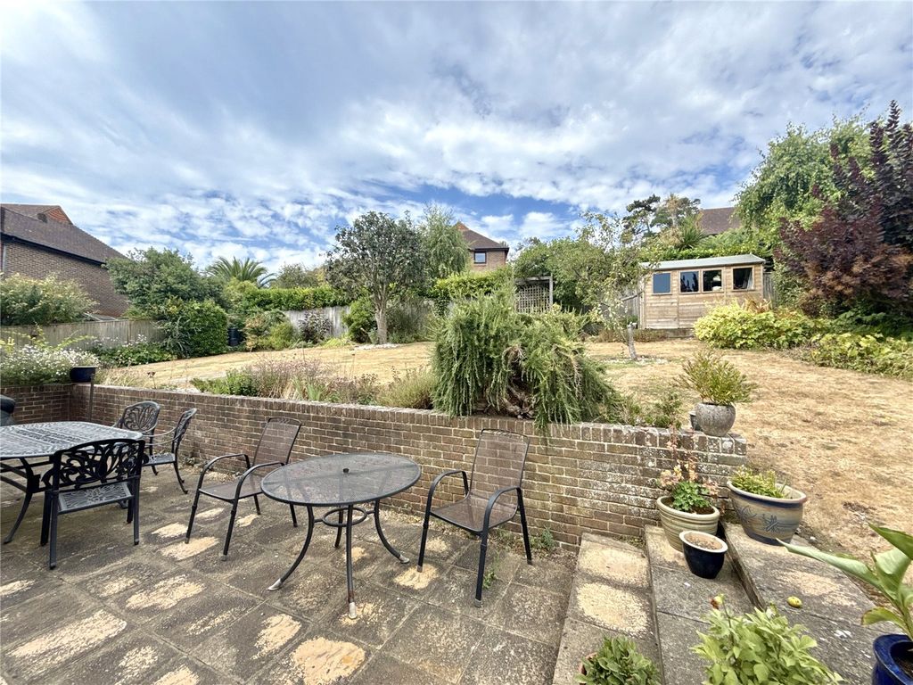 Property photo 3 of 25 Picture No. 23