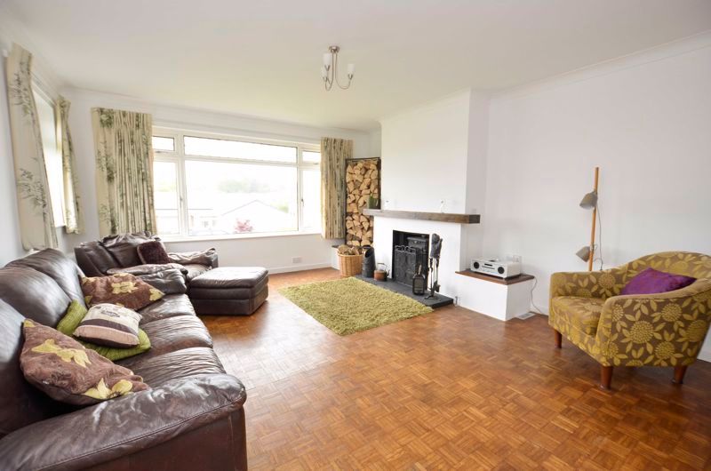 Property photo 3 of 11 Photo 8
