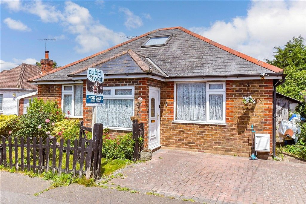 Property photo 2 of 12 External Web 1