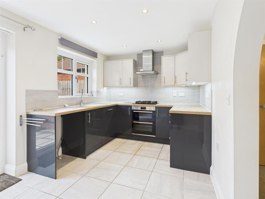 Property photo 2 of 20 Cam04116G0-Pr0268-Still001.Jpg