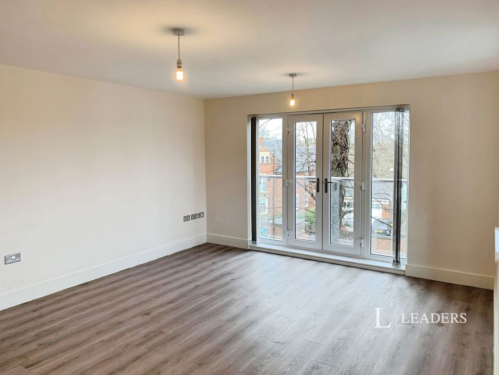 Property photo 3 of 12 Pbox-Img.Jpg
