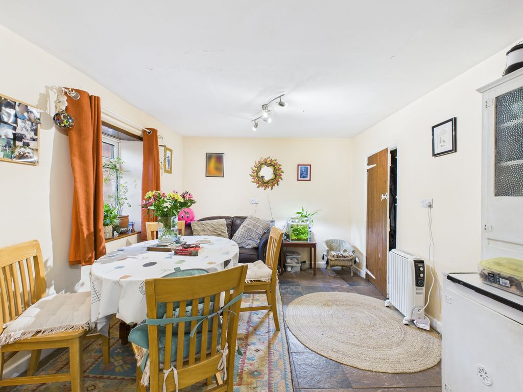 Property photo 3 of 19 Kitchen/Diner