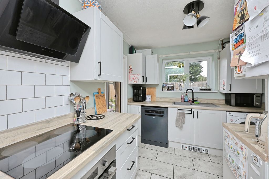 Property photo 3 of 20