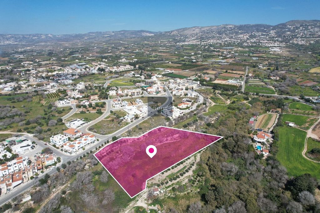 Property photo 3 of 5