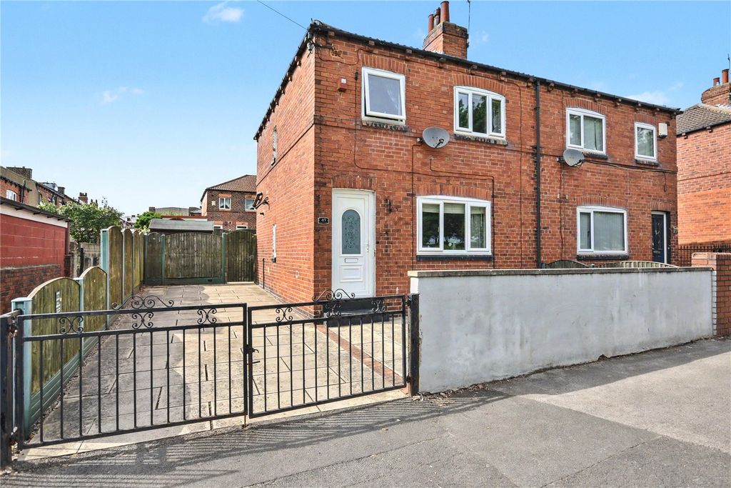 Property photo 1 of 15 Picture No. 06