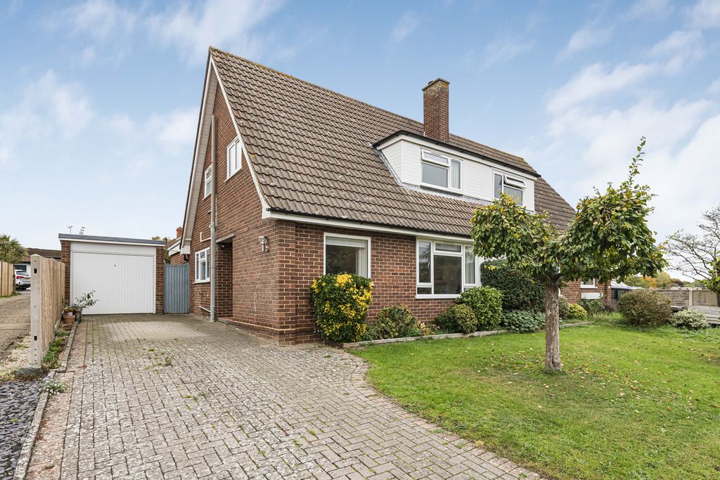 Property photo 1 of 26