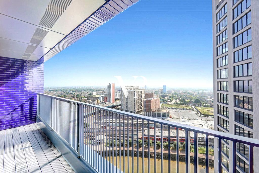 Property photo 2 of 12 Picture No. 06