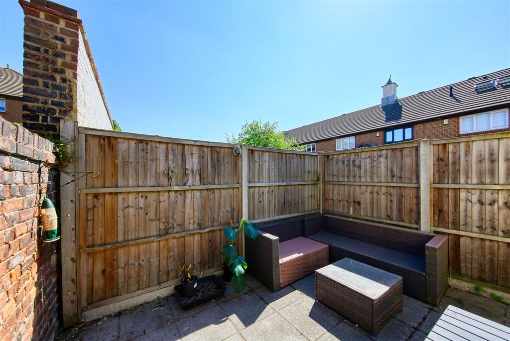 Property photo 2 of 12 29A_Burmester_Road_Image1_20103_4.Jpg