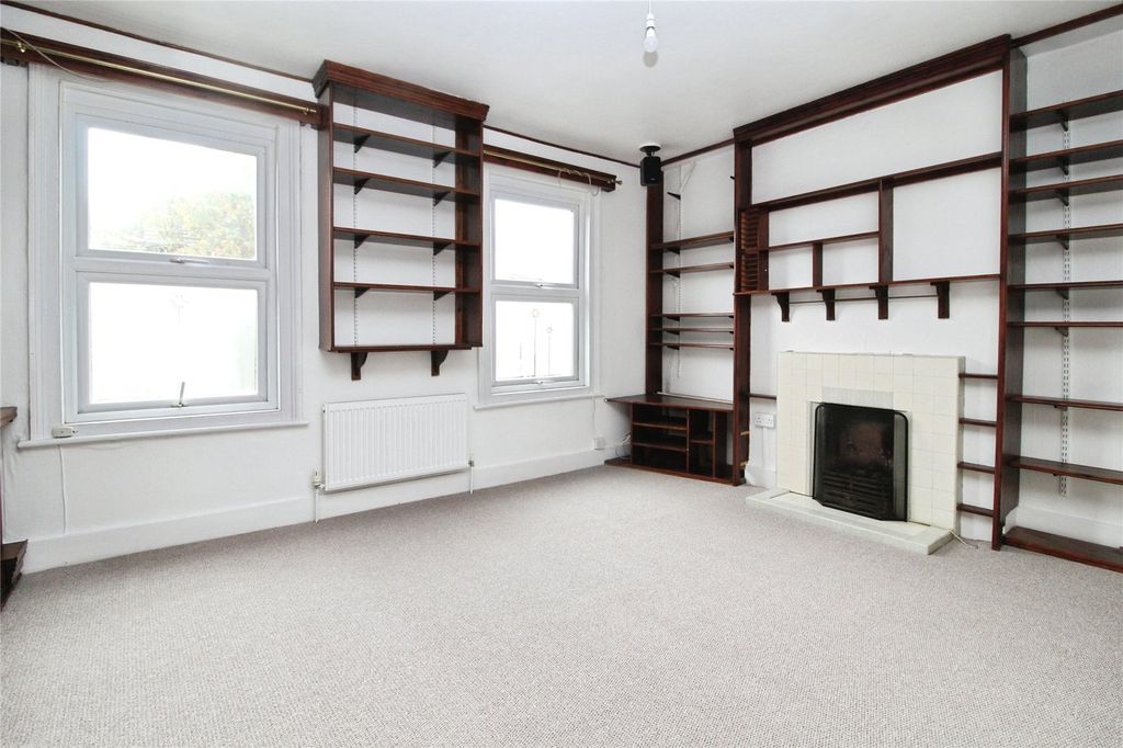 Property photo 2 of 13 Reception/Kitchen