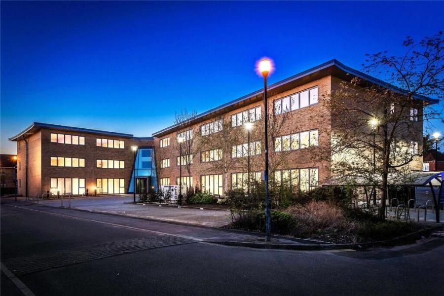 Property photo 1 of 8