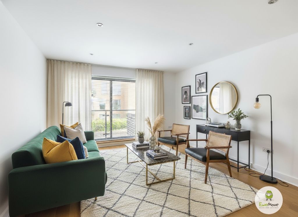 Property photo 1 of 12 Lounge Diner - Virtually Staged - At Monument Cour