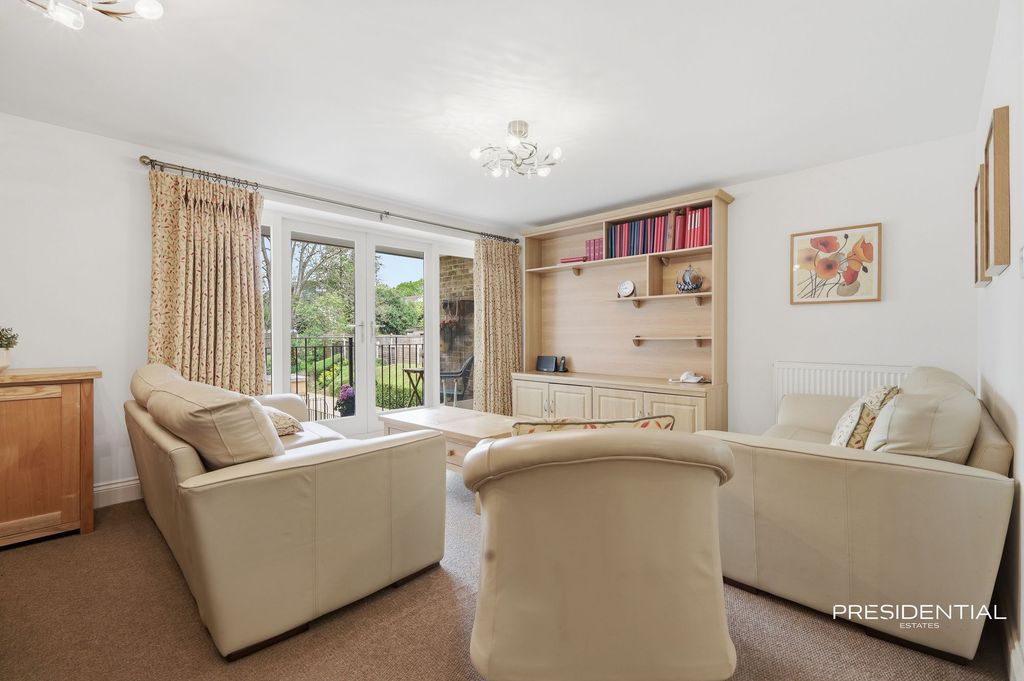 Property photo 3 of 20